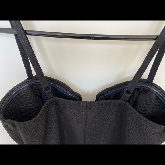 Guess Fitted Tank - Picture 3 of 3